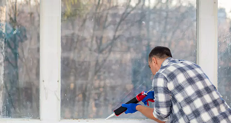 Quality Sliding Shower Door Repair for Closing Issues in Oviedo, FL