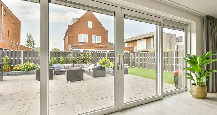 Best Sliding Screen Door Replacement Company in Oviedo, FL