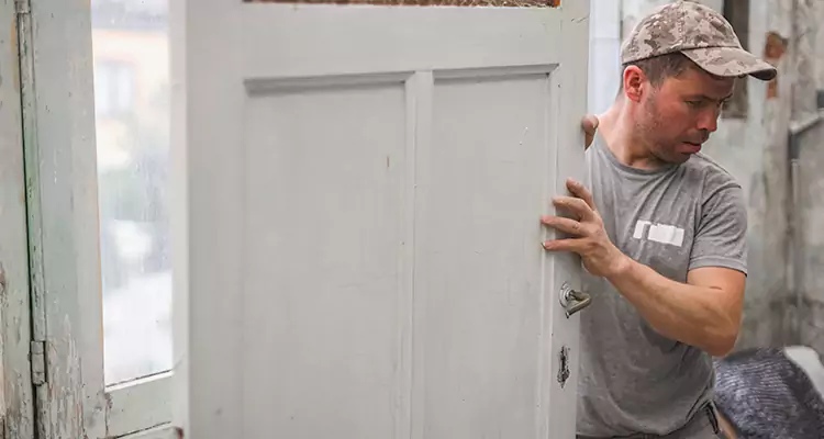 Home Front Door Replacement in Oviedo, FL