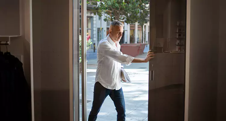 Track Cleaning and Repair for Stuck Doors in Oviedo, FL