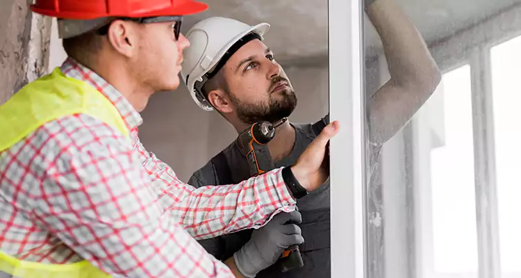 Sliding Patio Door Sticking? Expert Repair in Oviedo, FL.