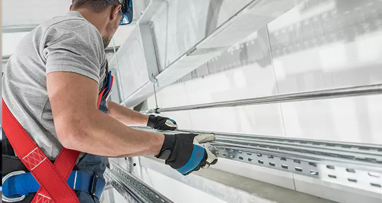 Glass Balcony Railing Replacement in Oviedo, FL