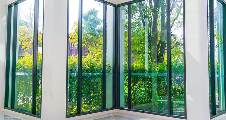 Folding Glass Balcony Door Repair in Oviedo, FL